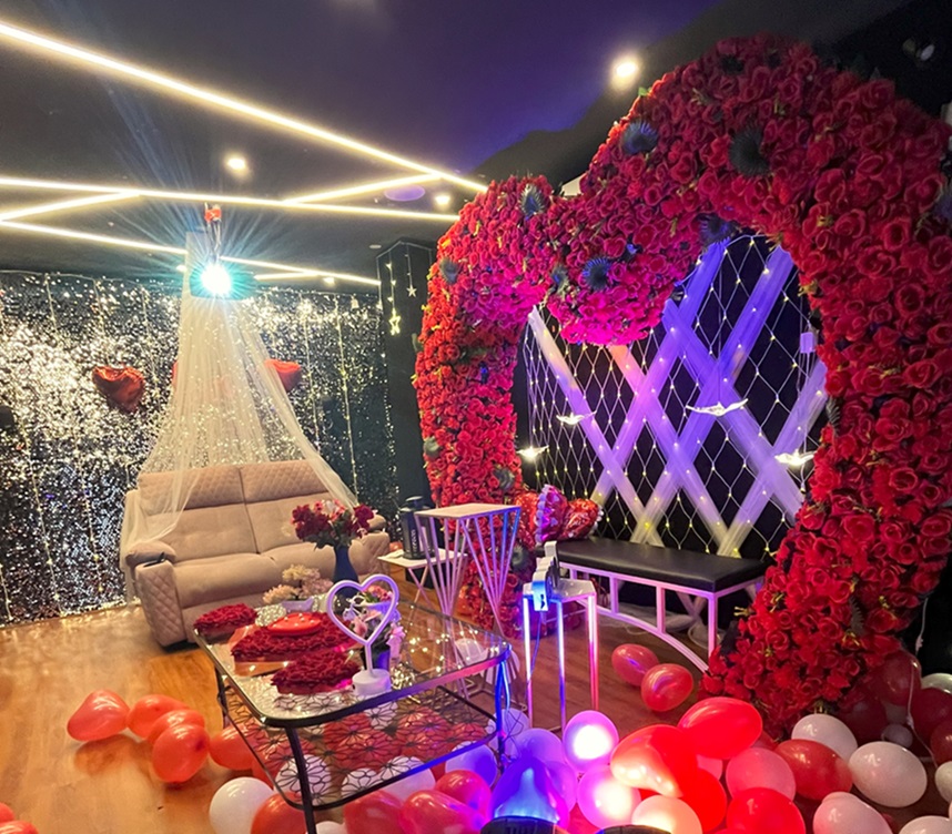 Private Theaters for Celebrations in Hyderabad - Binge 'n Bash